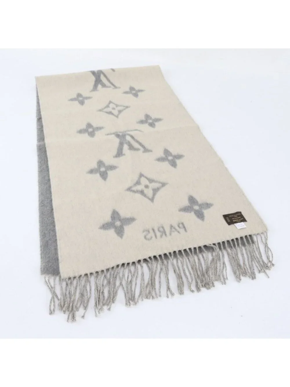 Louis Vuitton Tag Echarpe Reykjavik Cashmere 100% Monogram Fringe Scarf Gray